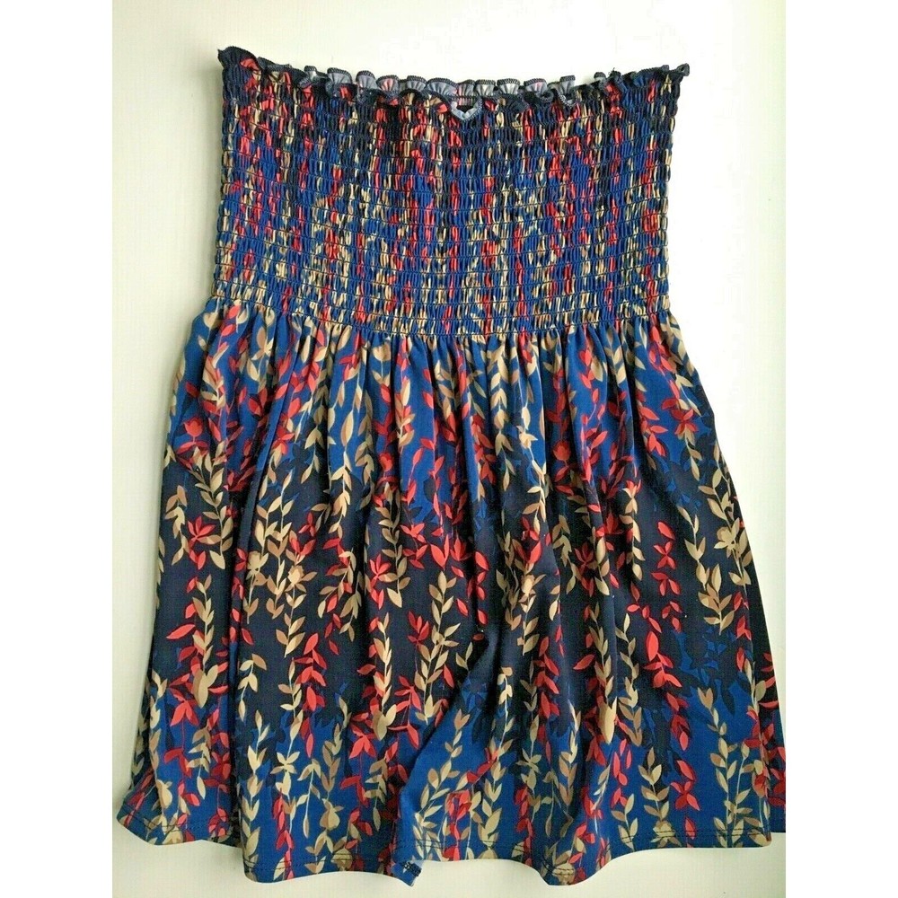 BCBGMaxazria Women's XS Small Halter Flowy Stretchy Top Botanical Pattern Blue